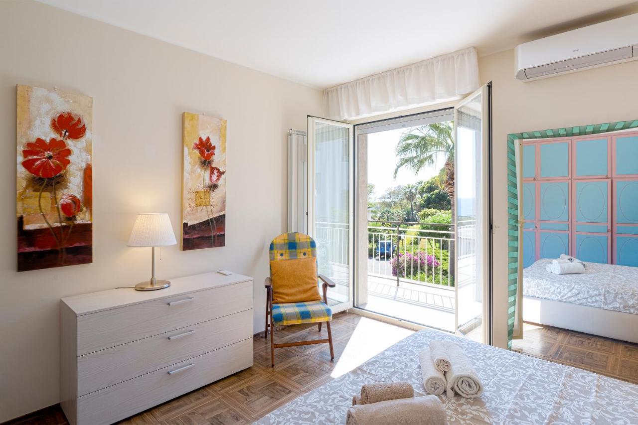 Tre Ponti Panoramic Seaview Apartment Sanremo Exteriör bild